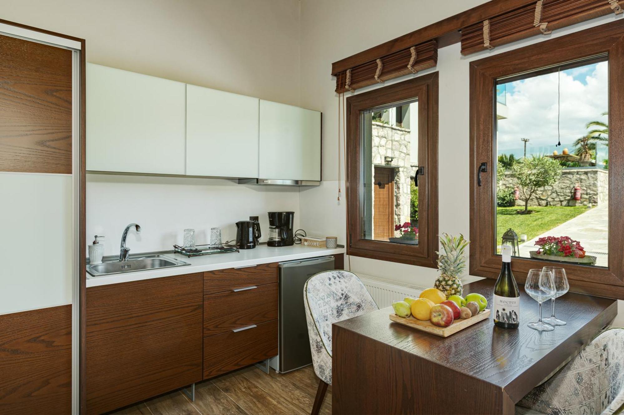 Vintage Suites Trikala Екстериор снимка