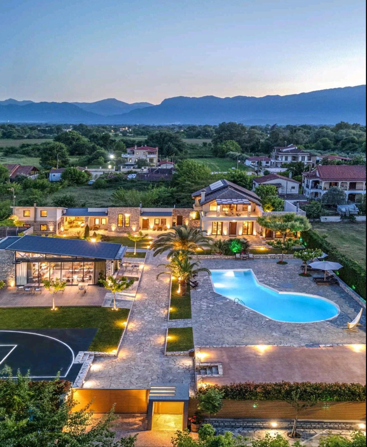 Vintage Suites Trikala Екстериор снимка
